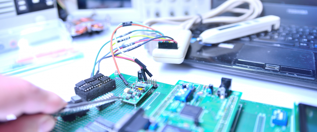 LSI、FPGAのHDLによる設計、検証、評価